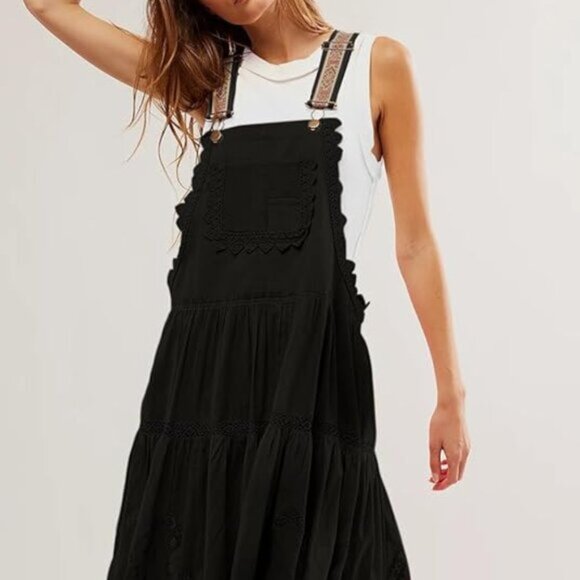 Black Overall Suspender Dress With Cutout Sides - Picture 5 of 7